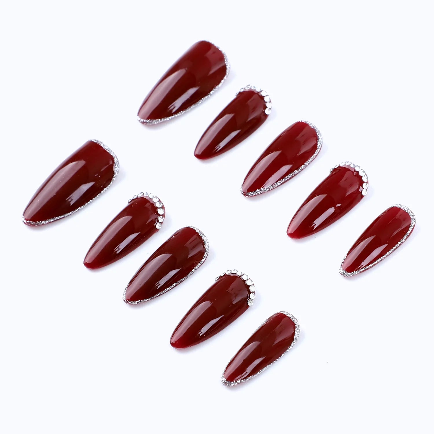 Dark red almond false nails are suitable for autumn and winter