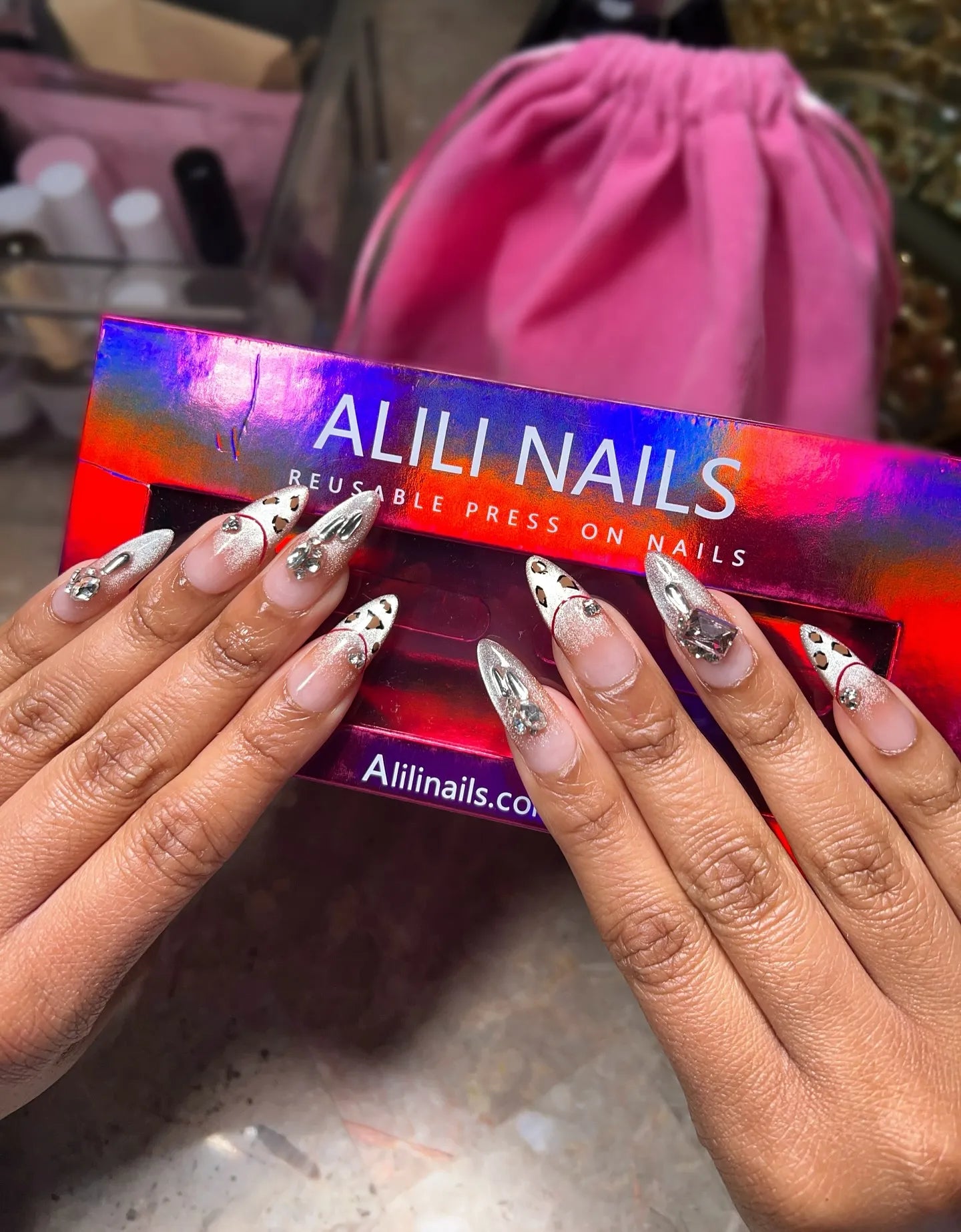 Press-on Nails Handmade Fake Acrylic Nails French Tips Leopard With Shiny Rhinestones