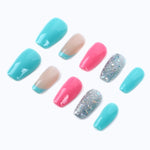 The sequin design and fresh color combination make it look youthful and energetic